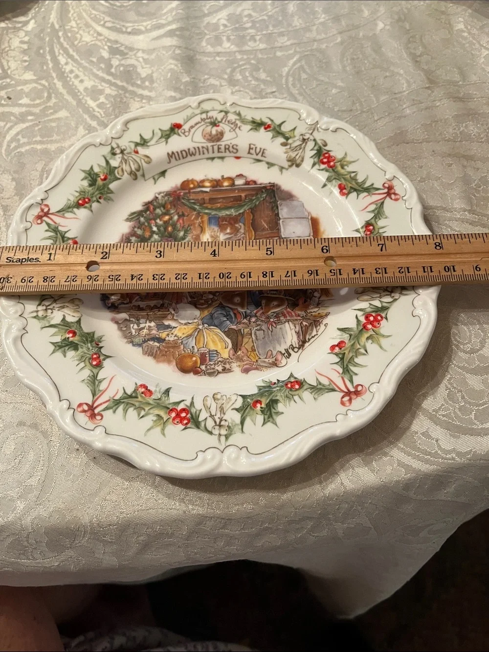 Royal Doulton Midwinter's Eve Decorative Plate Brambly Hedge Excellent Condition